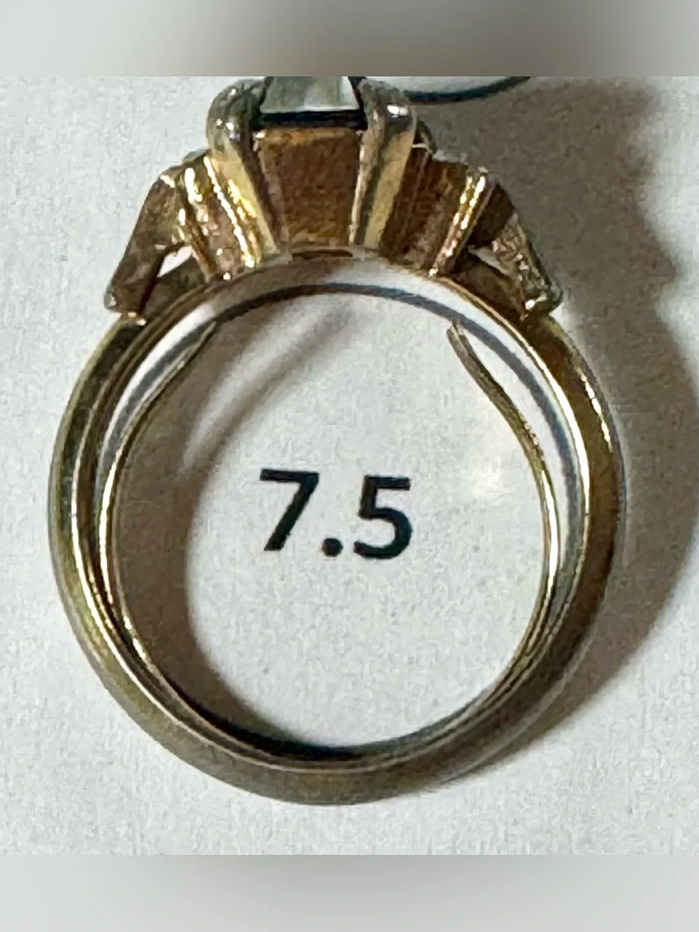 Vintage 1970s Avon Plaza IV Cocktail Ring Size 7.5